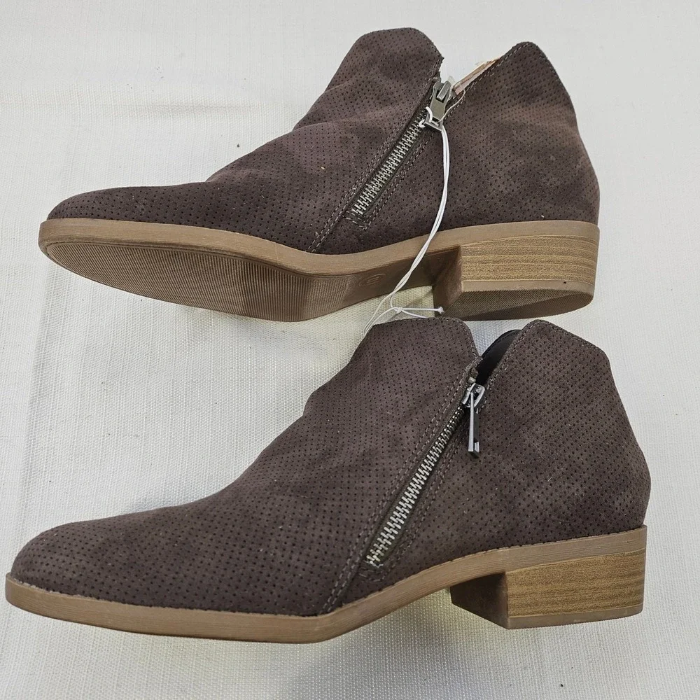 Universal Thread Womens Ankle Boots Perforated Suede Side Zip Gray‎ Size 11